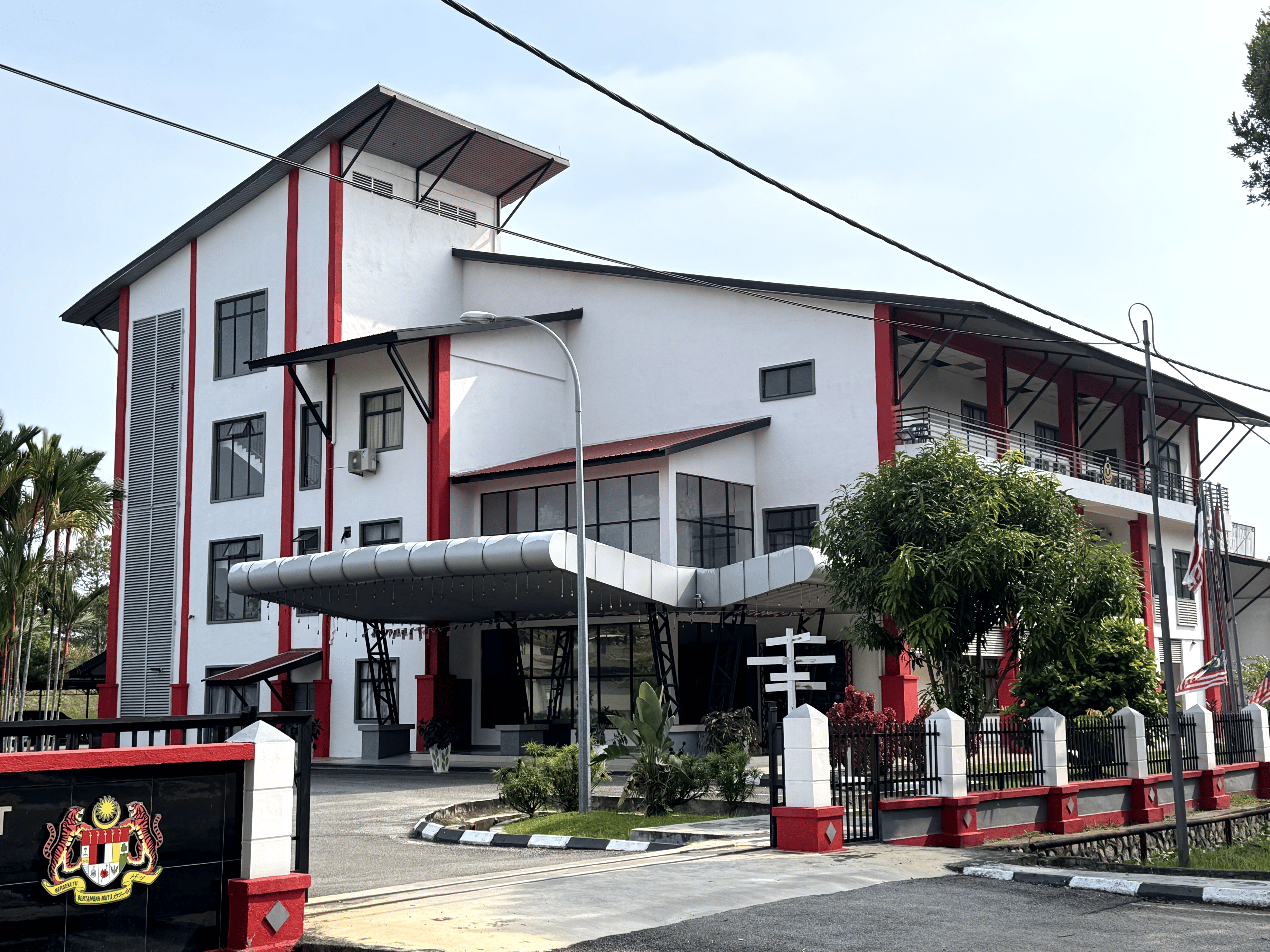 BALAI BOMBA TANGGA BATU